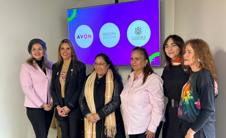  Women Economic Forum y Avon se unen para ayudar